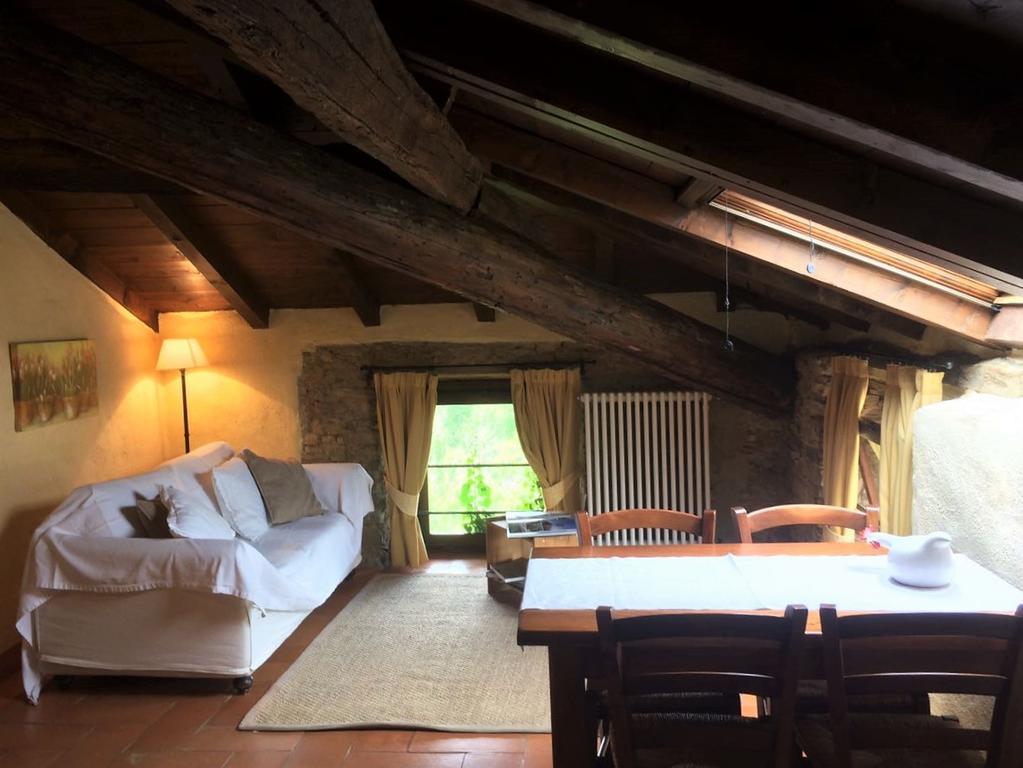 Agriturismo La Costa - Casa Vacanze Rovagnate Εξωτερικό φωτογραφία